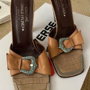 Vintage Donald J Pliner sandal heel